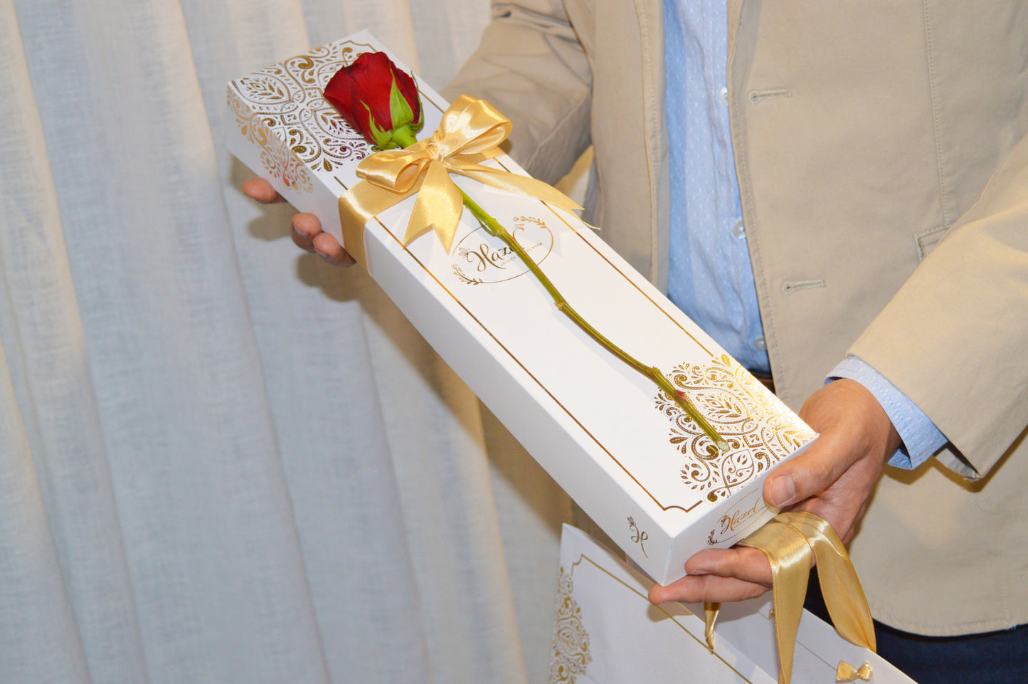 SUNFLOWER BOX